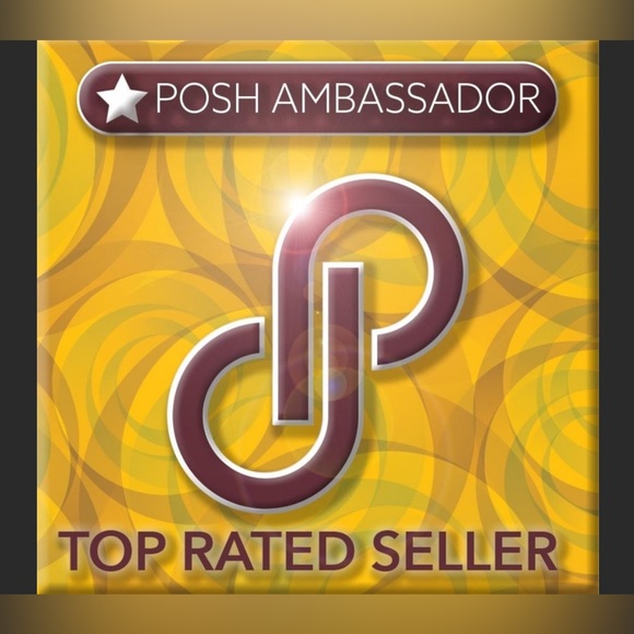 Welcome to my closet - Picture 2 of 10